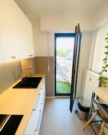Apartment New Large 1 Bedroom Flat In Center With Parking - 64 Luxembourg
